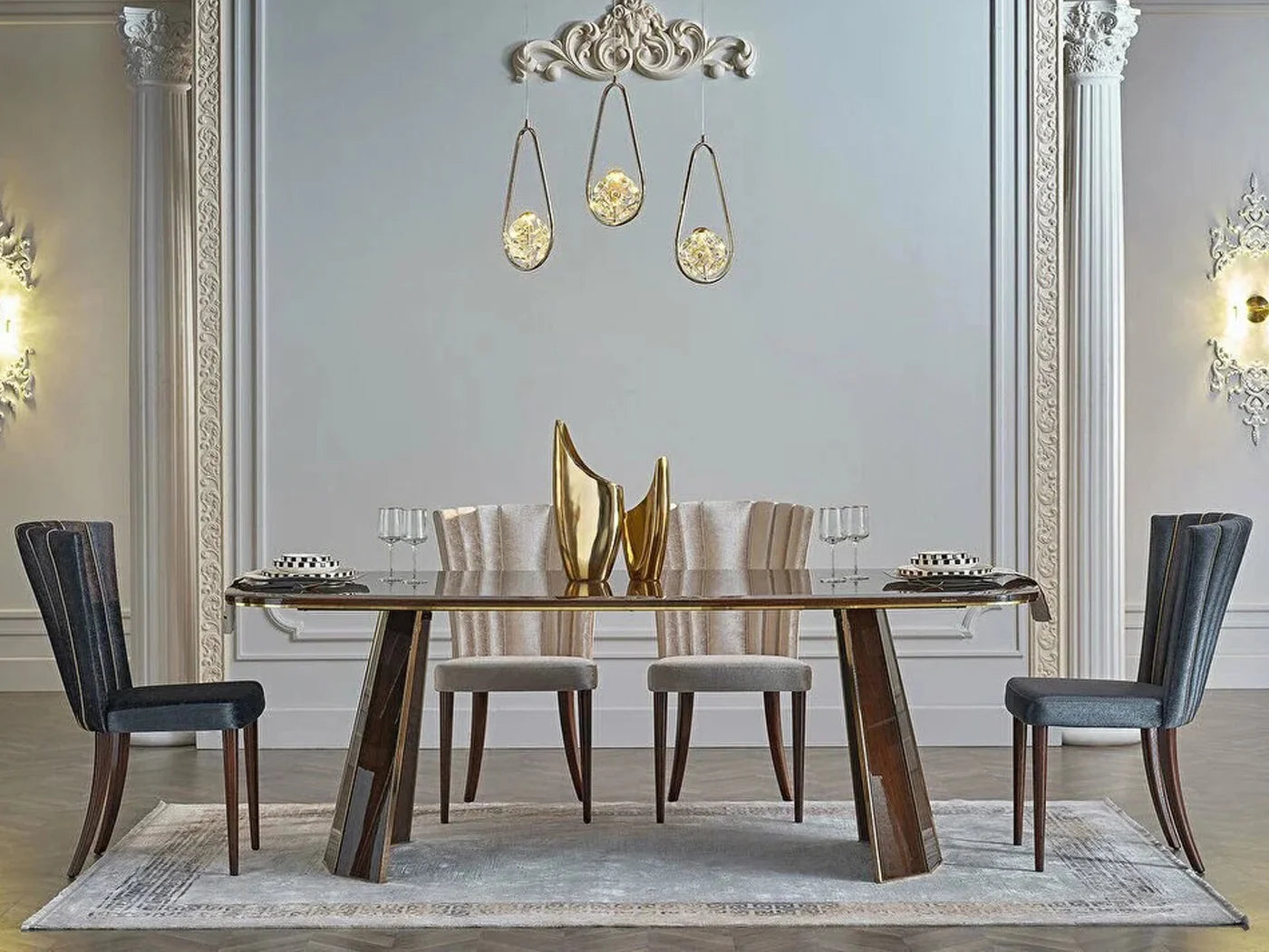 PLAZA DINING (WALNUT)