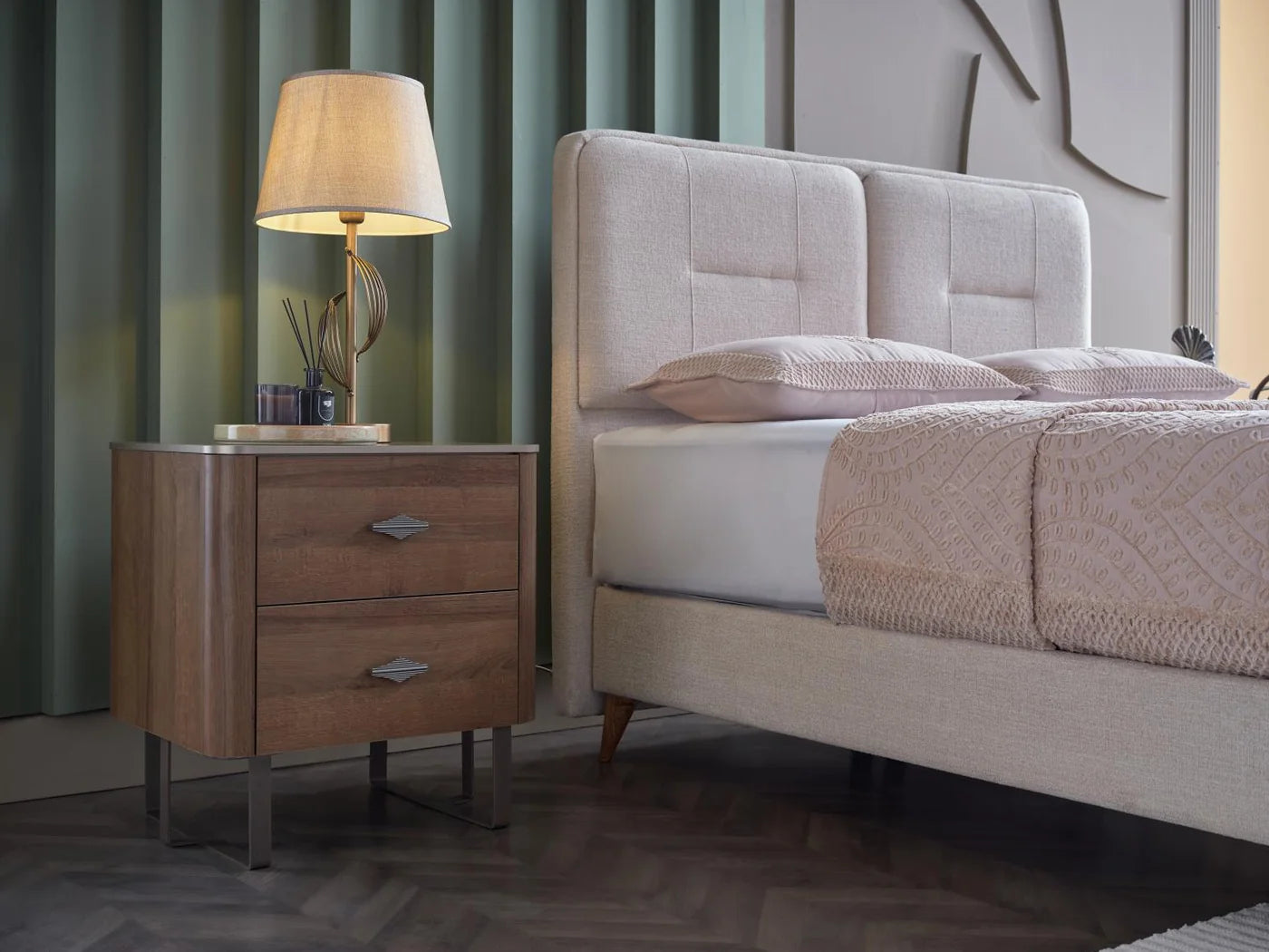 Mirante Bedroom Collection