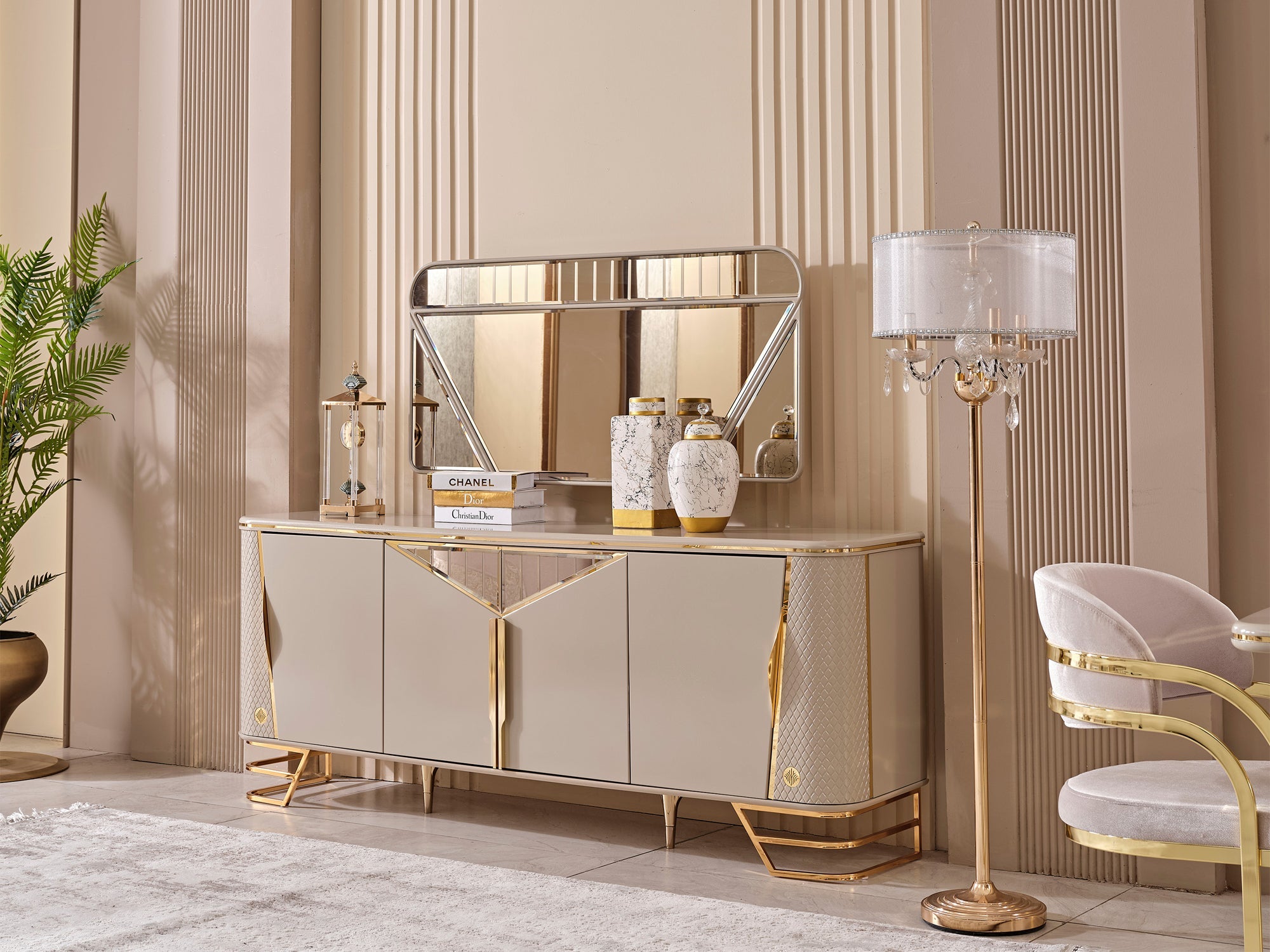 Romans Buffet With Mirror